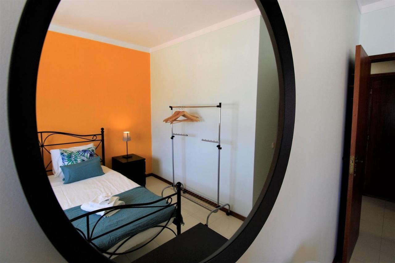 Portimao Classic With Pool By Homing Apartment Alvor Bagian luar foto